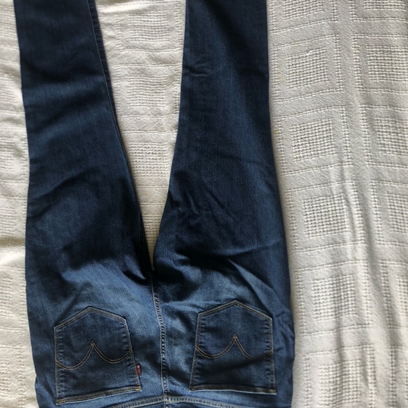 Levi’s strauss in great condition size 32 - Picture 3 of 6